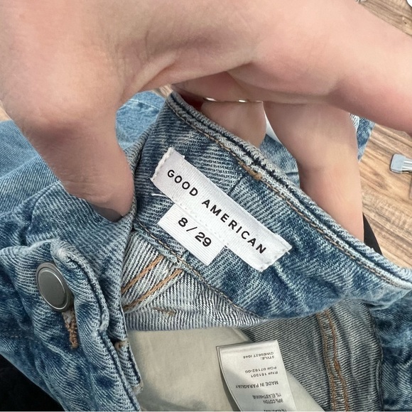 NWT Good American Weekender Straight Jeans - Picture 14 of 16